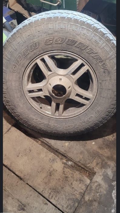 Продаётся резина toyo