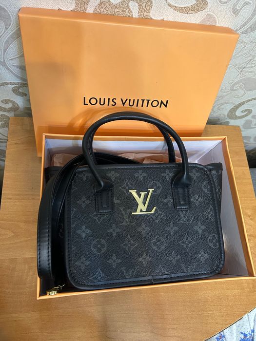 Louis vuitton сумка с коробкой
