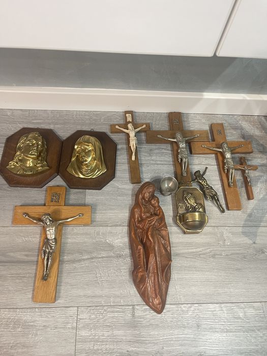 Lot crucifixuri și icoane vintage – lemn & metal – colecție religioasa