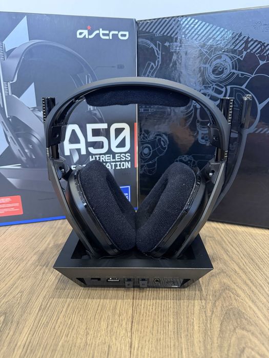 Продавам слушалки Astro A50 Gen4