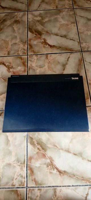 BenQ Joybook R56( 15.4" Intel Core 2 Duo, Nvidia  8400 M G