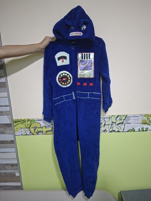 Дрехи за момче 134