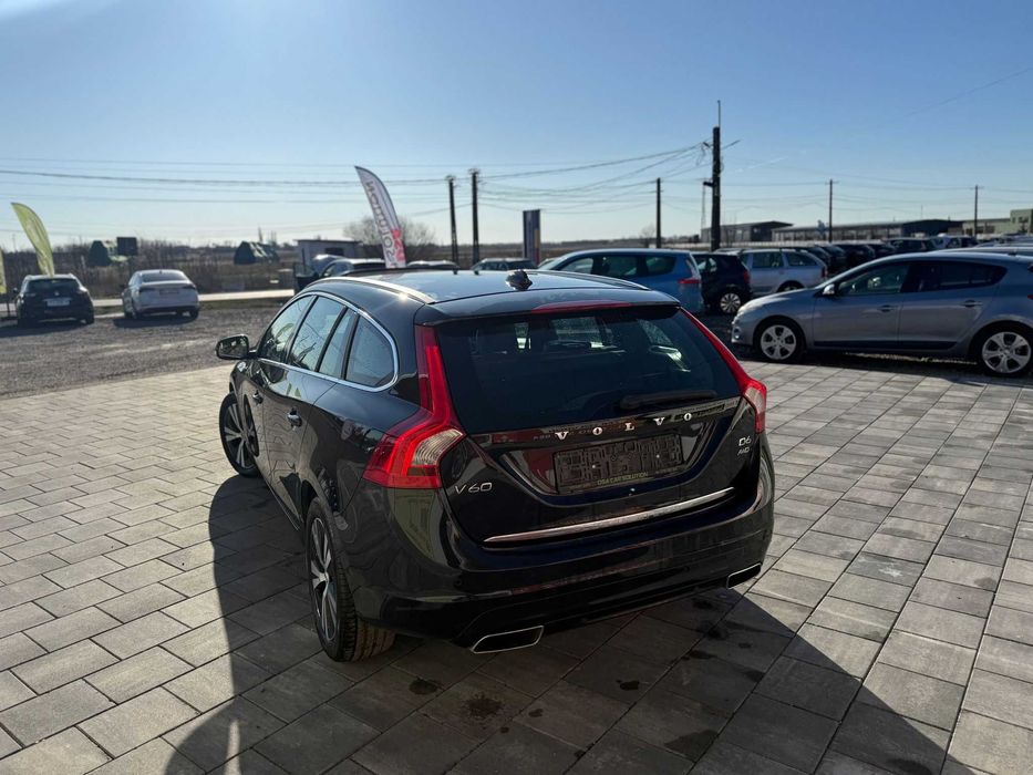 Volvo V60 2014 - Plug in Hybrid - 8990e