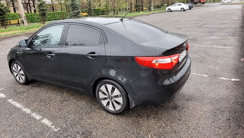 Продам автомашину Kia Rio