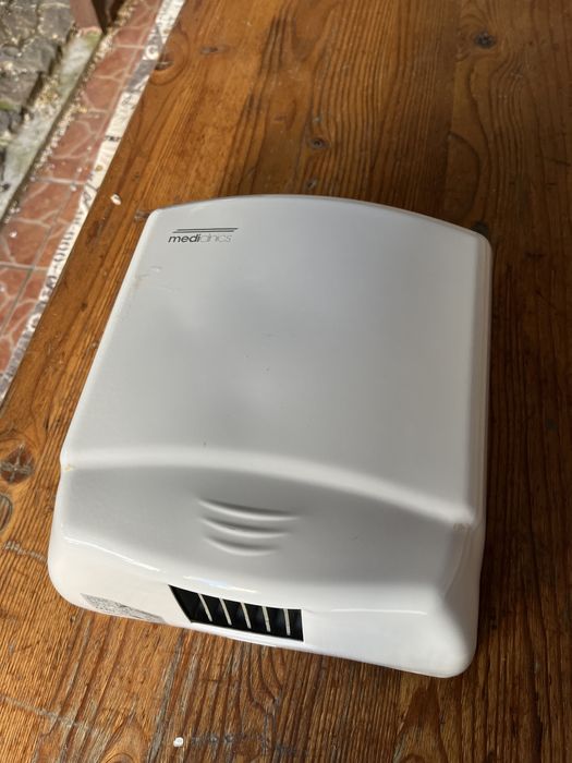 Uscator de maini Mediclinics Profesional model MBAS200