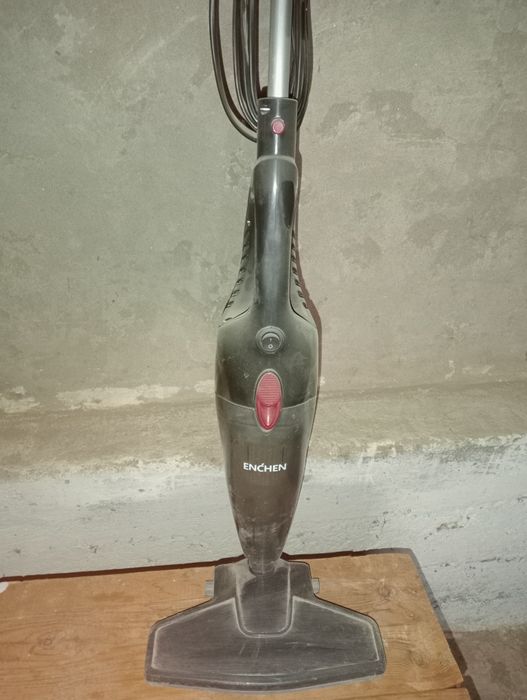 Mashina uchun plisos