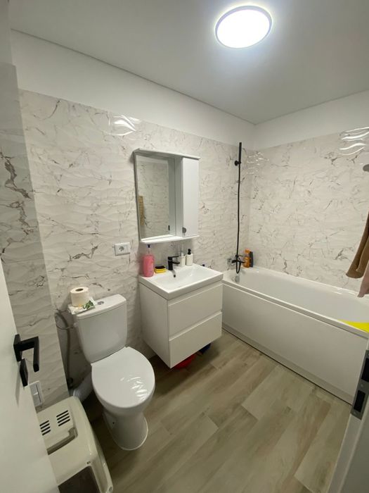 Vând apartament 2 camere