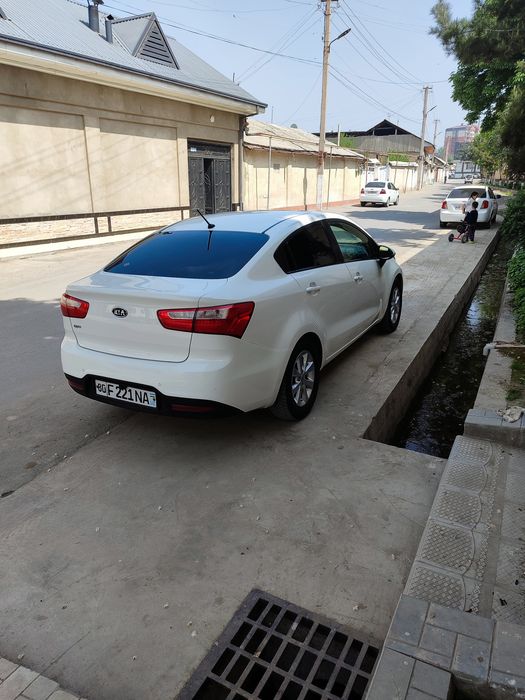 Kia Rio mashinasi