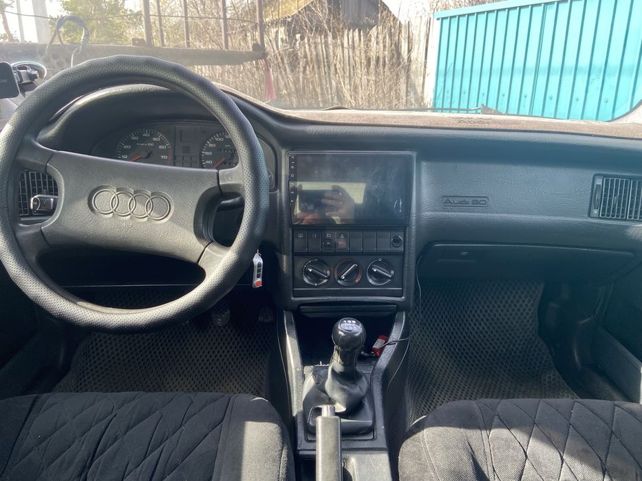 Обменяю ауди 80 б4