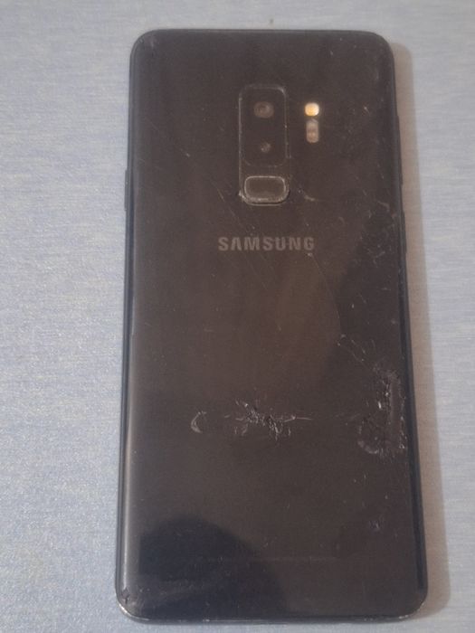 Продам телефон Samsung Galaxy S9 Plus 6/64GB
