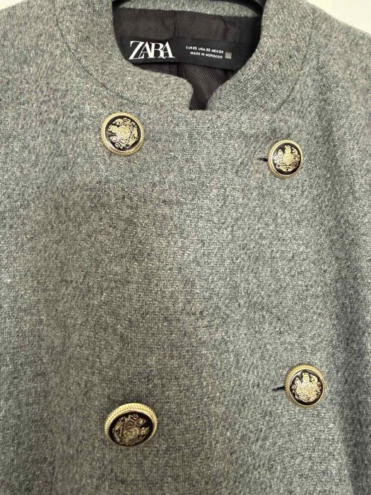 Стилно палто ZARA