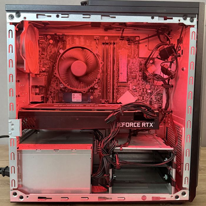 Acer Nitro N50-620/i5-11400F/RTX 3060 Ti/16GB/512GB NVMe