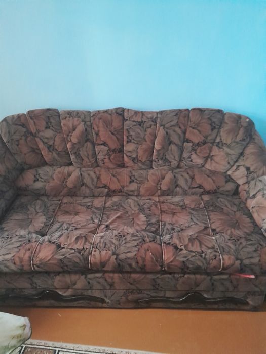 Диван и 2 кресла