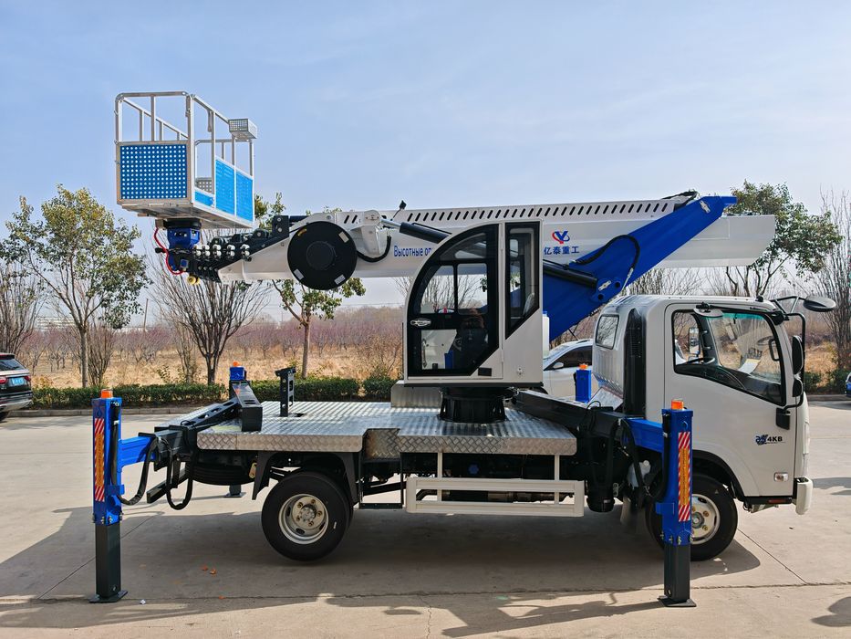 Продам автовышку