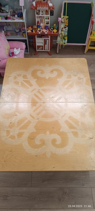 Продам казахский стол