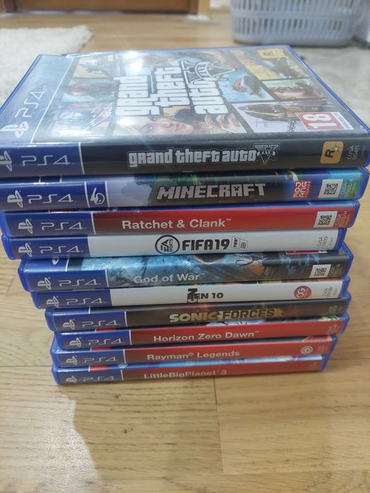 Уникат Playstation 4 pro god of war edition