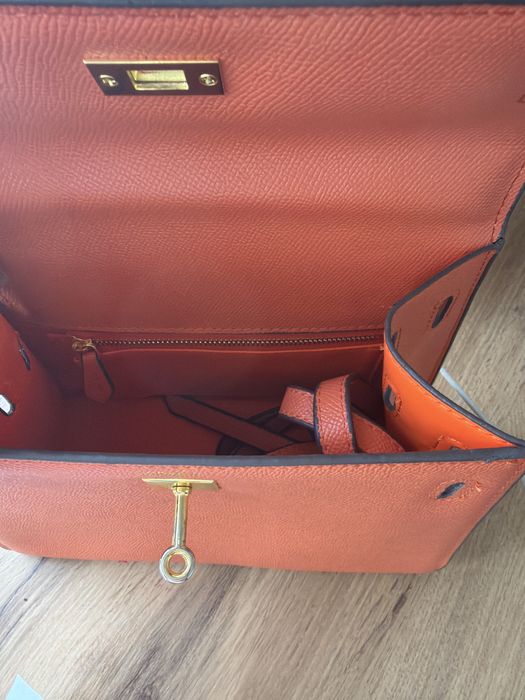 Продам сумочку Hermes