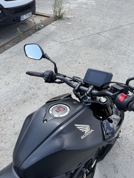 Honda cb 125 r 2025