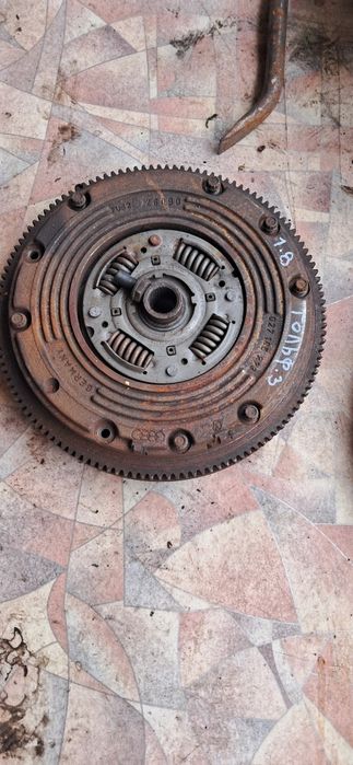 Запчасти по двигателя Опел. Пассат ь.