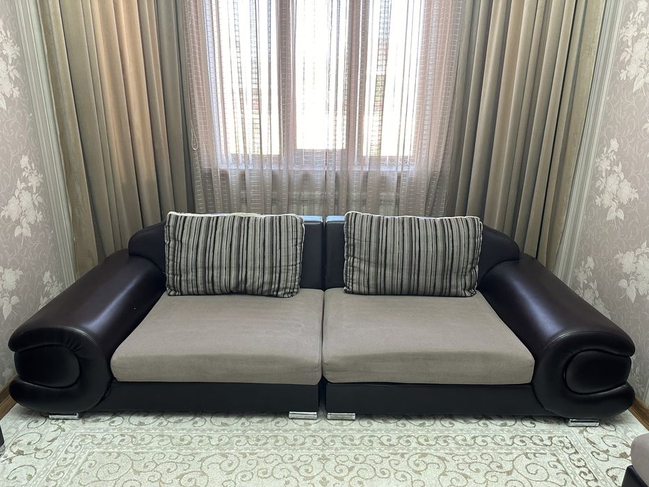 Мягкий диван   .