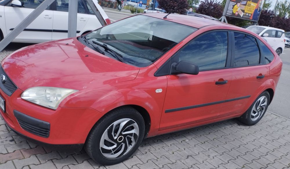 Ford Focus benzina + GPL  1.6 MPI  100cp(proprietar)