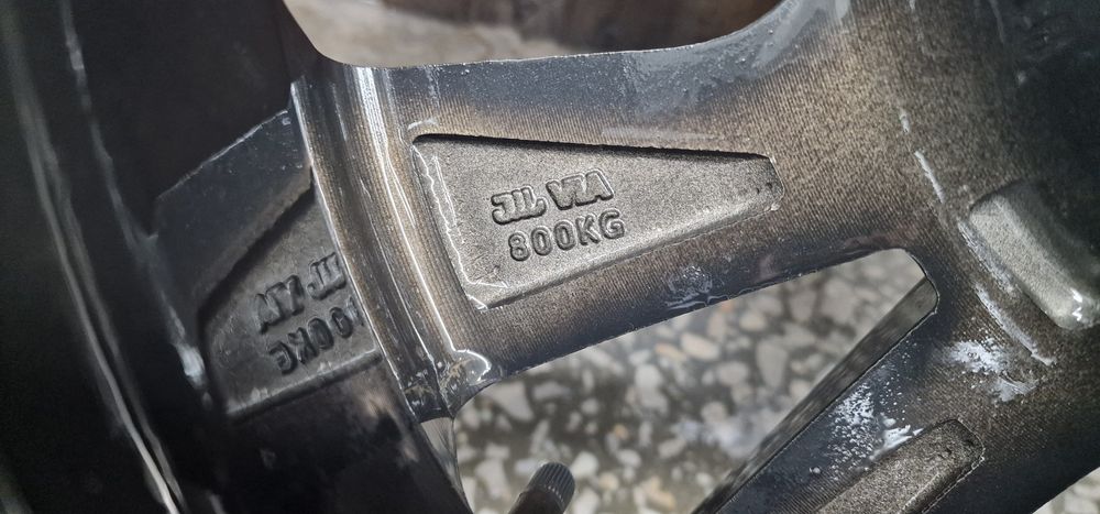 Диски с резиной R18, 5×150