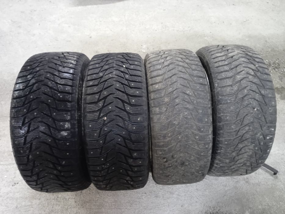 Шины с дисками комплект