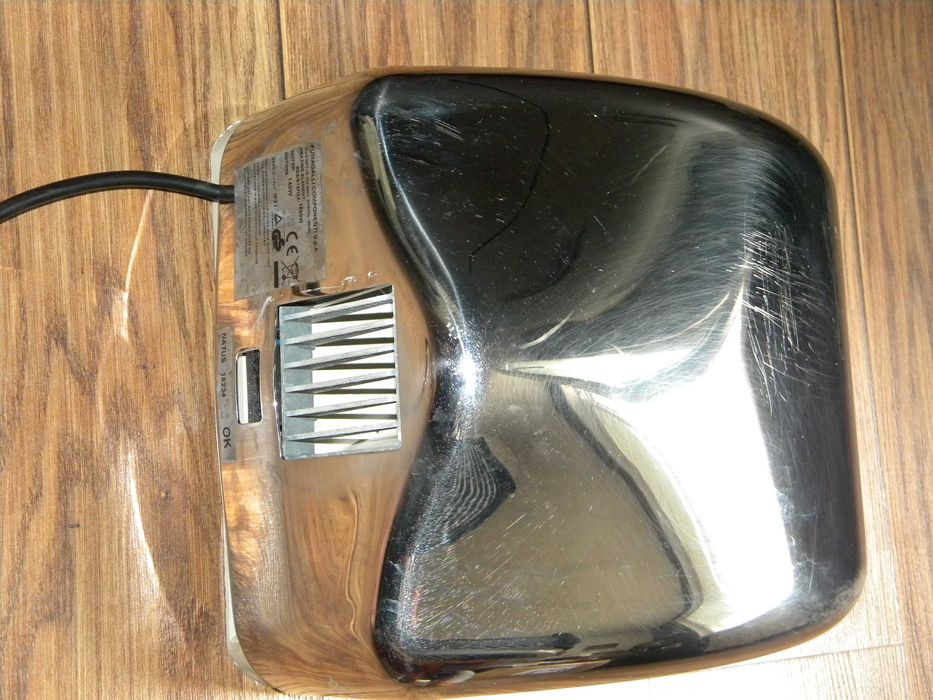 Професионален Иноксов Стенен Сешоар с Фотоклетка Fumagalli Italy