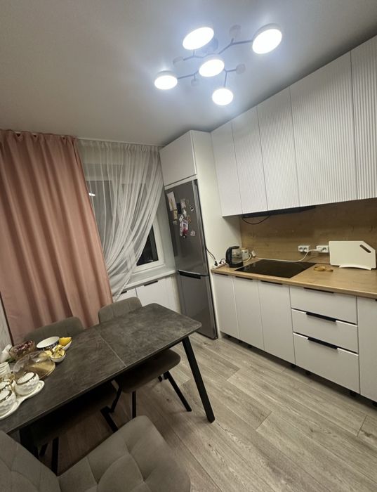 Екі бөлмелі квартира беріледі арендаға