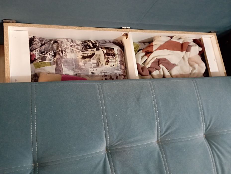 Мягкий диван- кровать