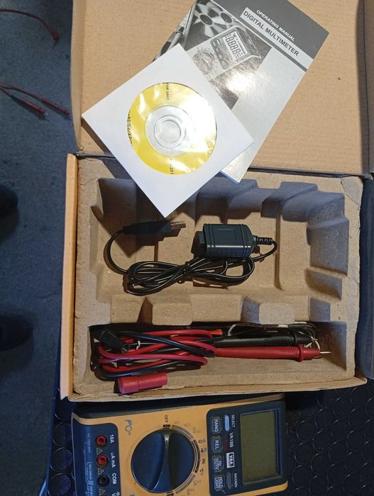 VA18B цифров мултицет с USB интерфейс