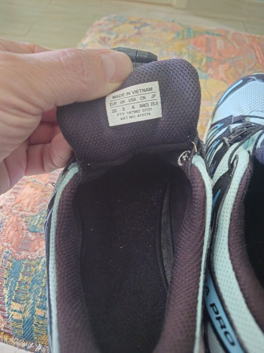 Vand adidasi Salomon 38