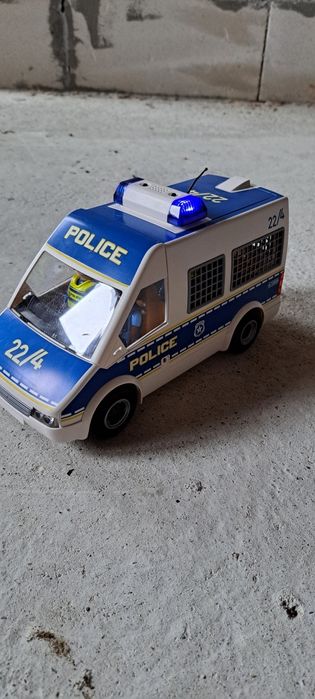 Mașina de politie