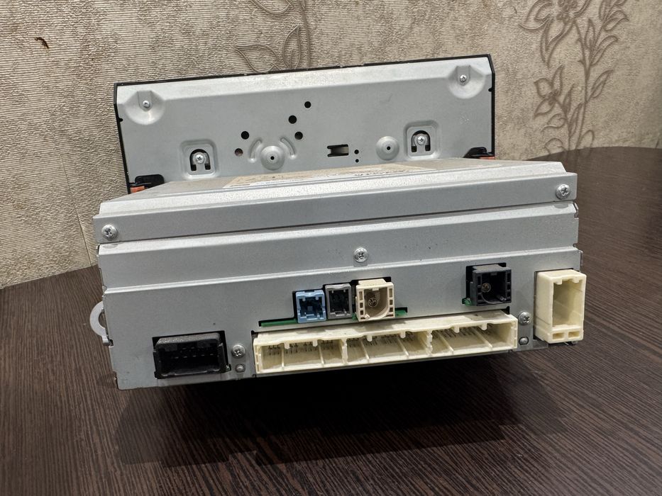 Продам магнитолу