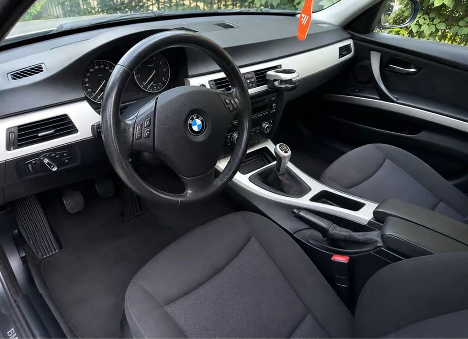 BMW 3 Series 2009 — imagine 5