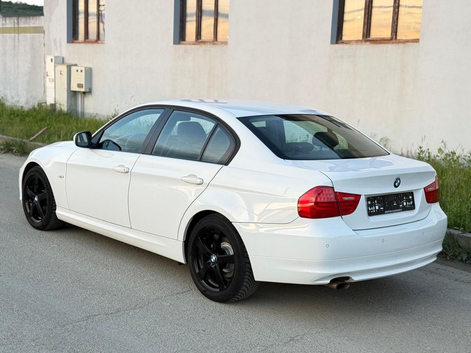 Bmw 320d e90 seria 3 facelift euro5 xenon navi 2010