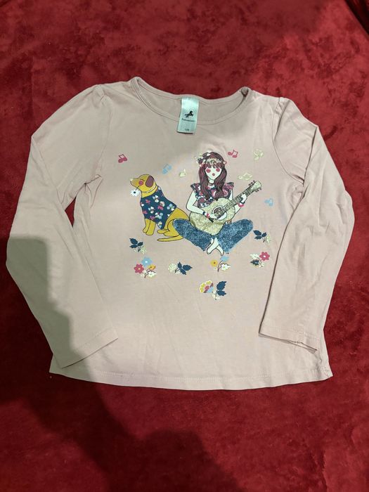 Блузи с дълъг ръкав за 20 лв.