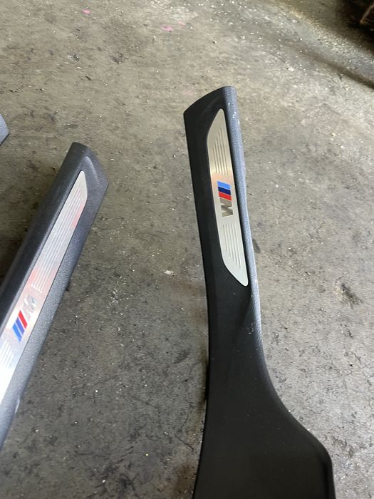 Вътрешни М лайстни бмв х5 ф15 ( vutreshni M laistni bmw f15 )