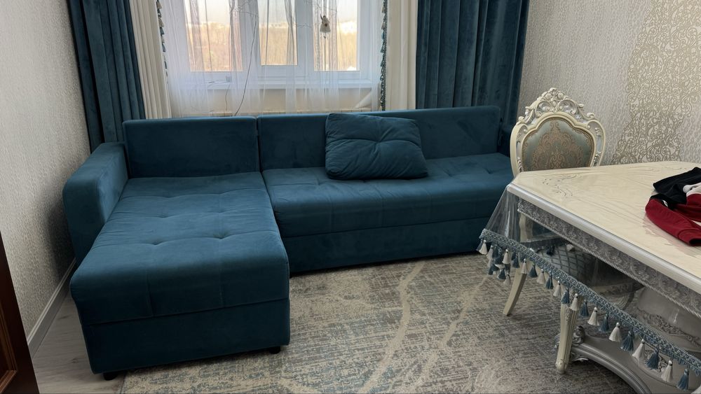 Диван, продаем срочно