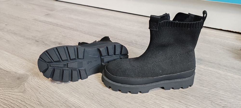 Încălțăminte/haine noi