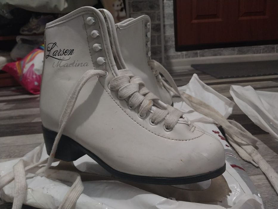 Продам коньки в нормальном состоянии