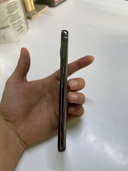 Samsung S10 в хорошем состоянии