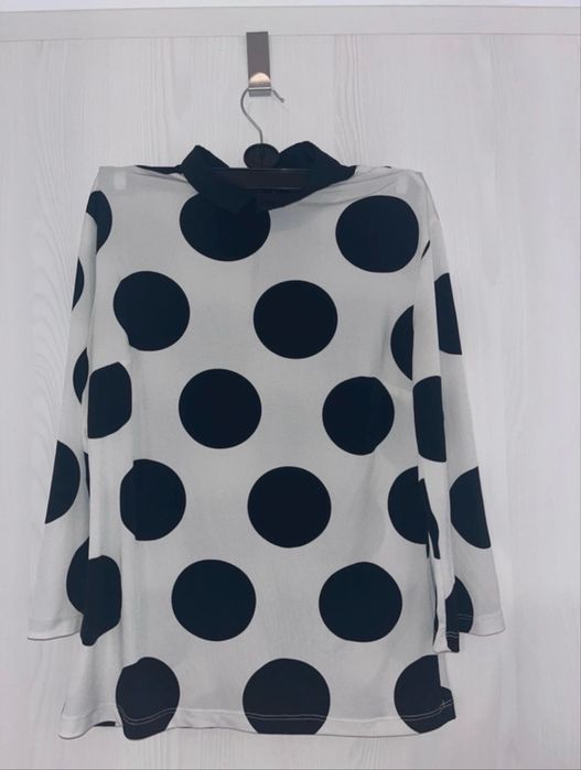 Bluza cu buline  eleganta