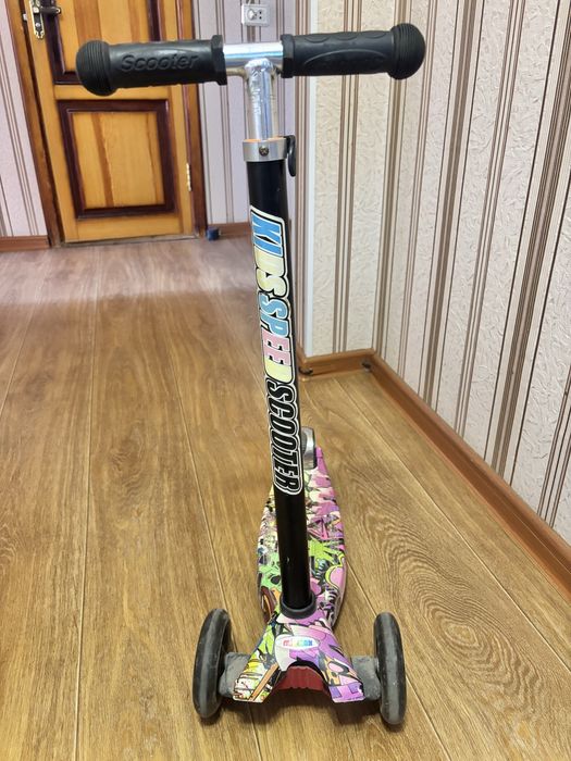 Продам самокат детский