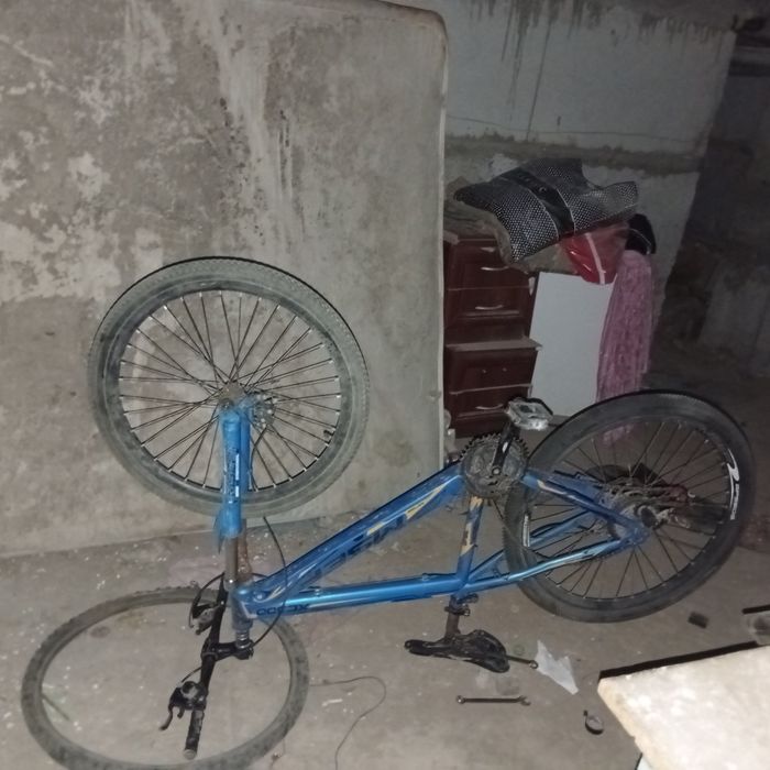 Велосипед сатылады 15к Срошно сатылады