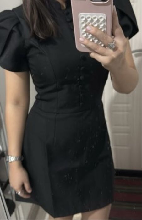 женская одежды платья