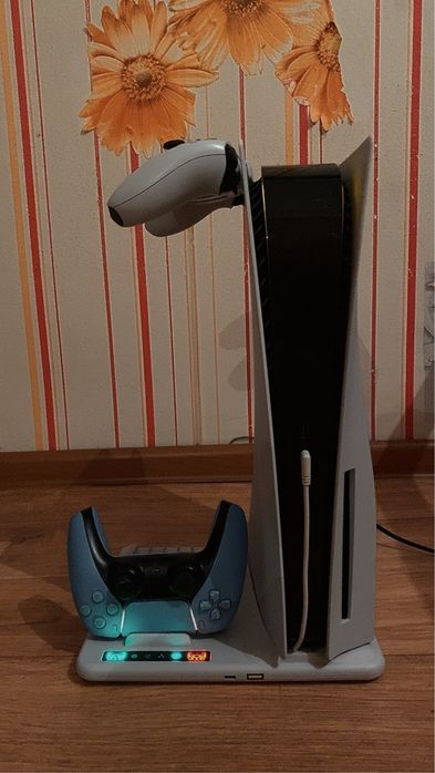 Продам Playstation 5