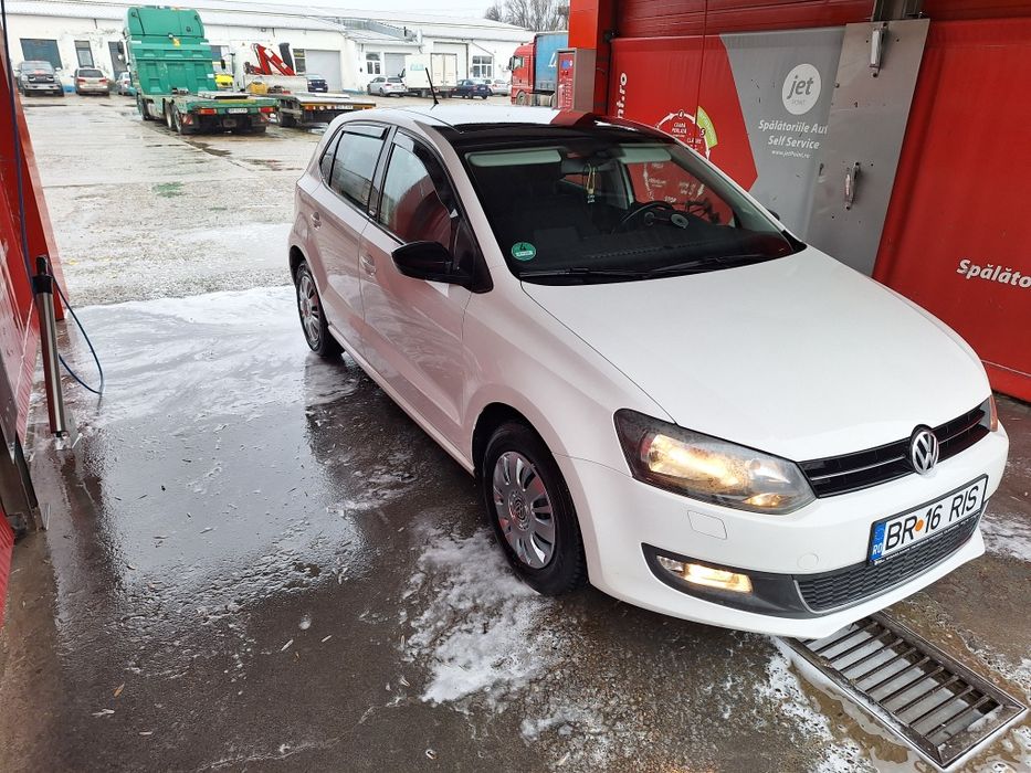 Vând vw polo 1.2 2011