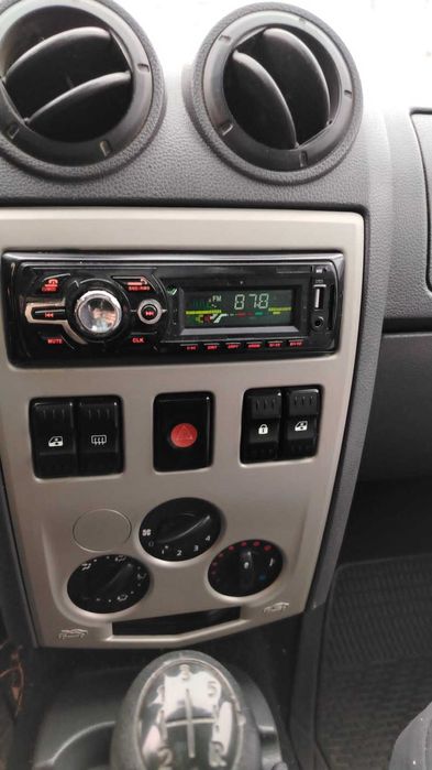 Vând Logan 2008, 1.4,benzina