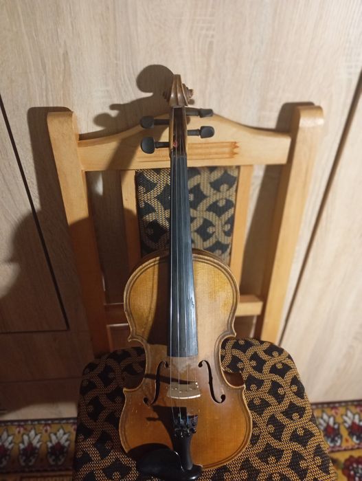 Vioara veche de vânzare
